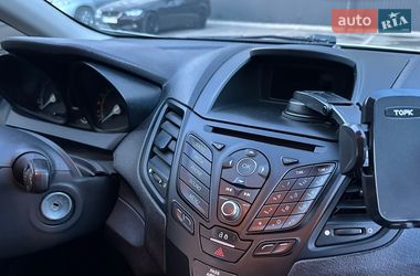 Седан Ford Fiesta 2019 в Киеве