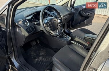 Хетчбек Ford Fiesta 2016 в Києві