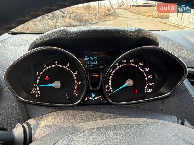 Хэтчбек Ford Fiesta 2016 в Киеве