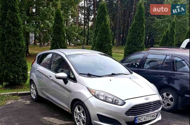 Хэтчбек Ford Fiesta 2015 в Львове