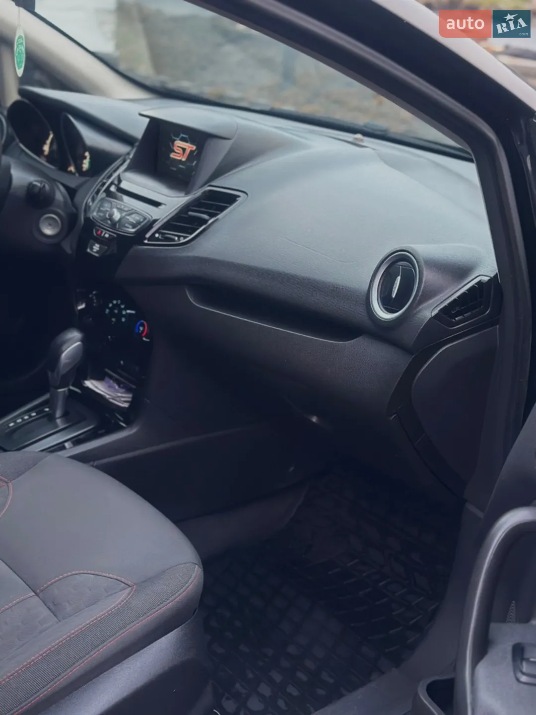 2017 Ford Fiesta - мініатюра 8