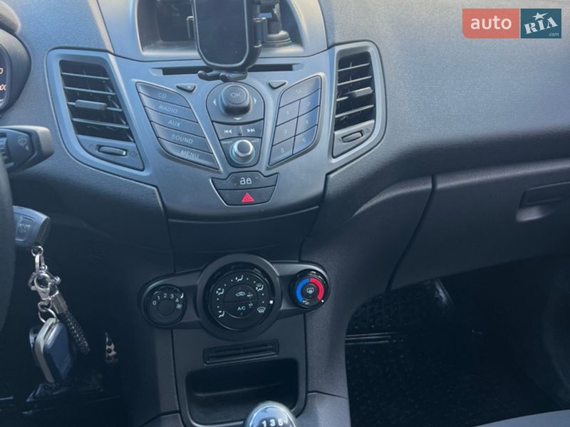 Хетчбек Ford Fiesta 2013 в Львові