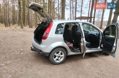Хетчбек Ford Fiesta 2006 в Житомирі