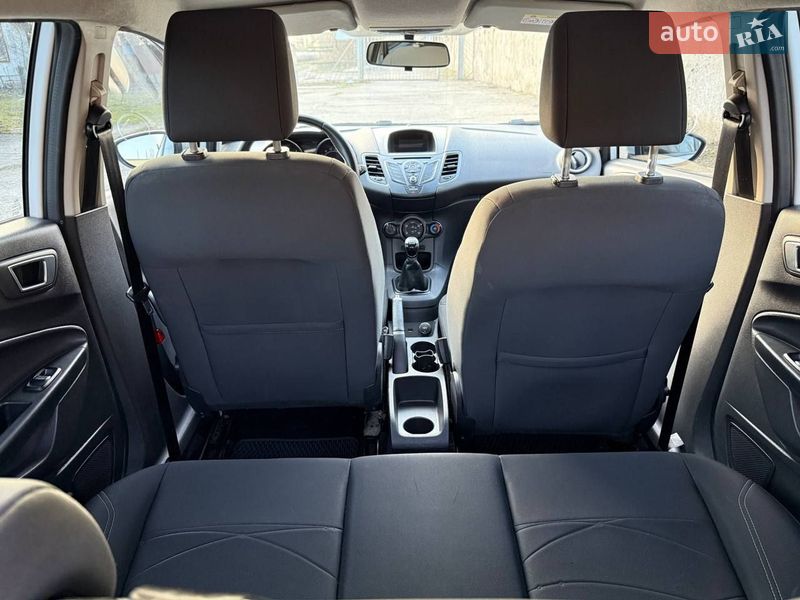 Хэтчбек Ford Fiesta 2017 в Днепре