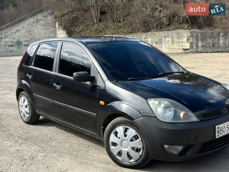 Хэтчбек Ford Fiesta 2002 в Кременце фото 2 Хэтчбек Ford Fiesta 2002 в Кременце
