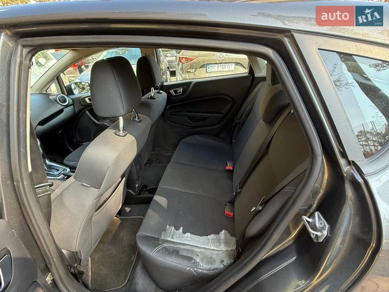 Хетчбек Ford Fiesta 2016 в Києві фото 2 Хетчбек Ford Fiesta 2016 в Києві