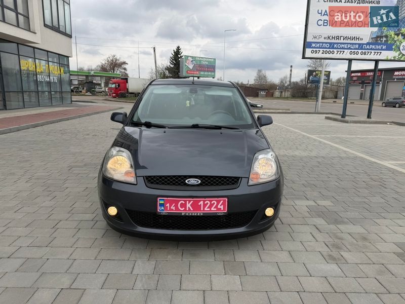 Хэтчбек Ford Fiesta 2008 в Ивано-Франковске фото 2 Хэтчбек Ford Fiesta 2008 в Ивано-Франковске