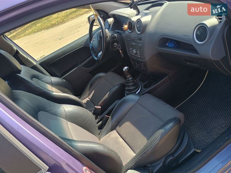 Хэтчбек Ford Fiesta 2006 в Бышеве фото 2 Хэтчбек Ford Fiesta 2006 в Бышеве
