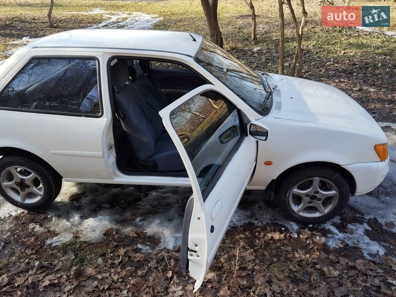 Хэтчбек Ford Fiesta 1996 в Львове фото 5 Хэтчбек Ford Fiesta 1996 в Львове