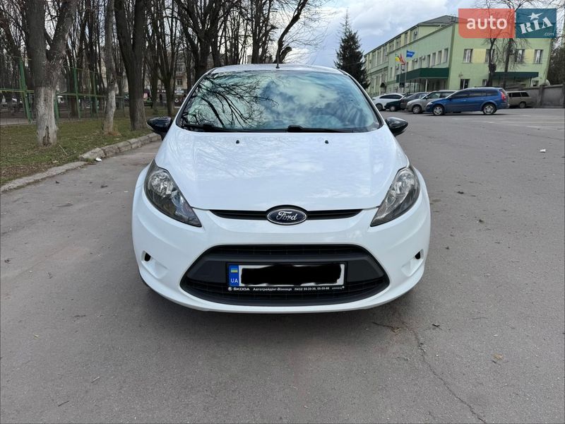 Хэтчбек Ford Fiesta 2010 в Виннице фото 5 Хэтчбек Ford Fiesta 2010 в Виннице