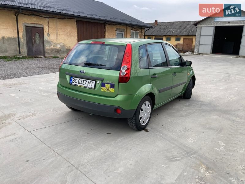 Хэтчбек Ford Fiesta 2007 в Львове