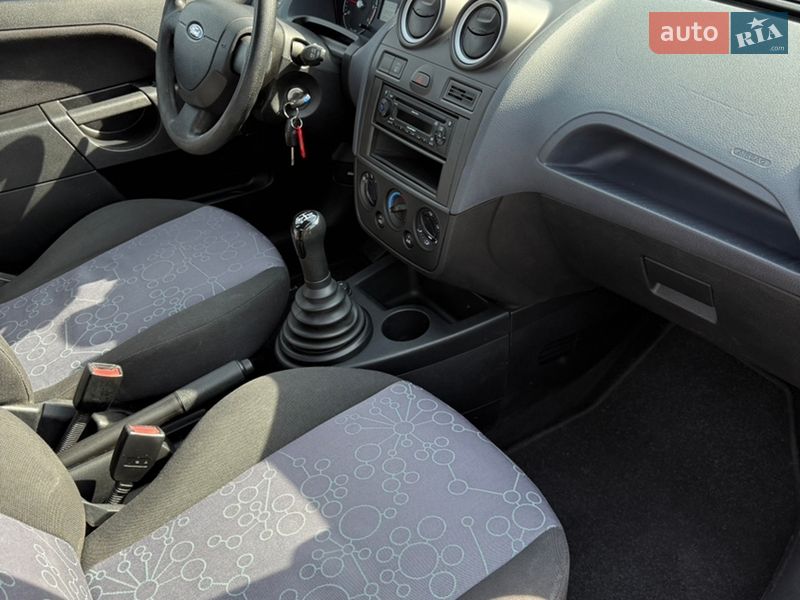 Хэтчбек Ford Fiesta 2006 в Луцке фото 16 Хэтчбек Ford Fiesta 2006 в Луцке