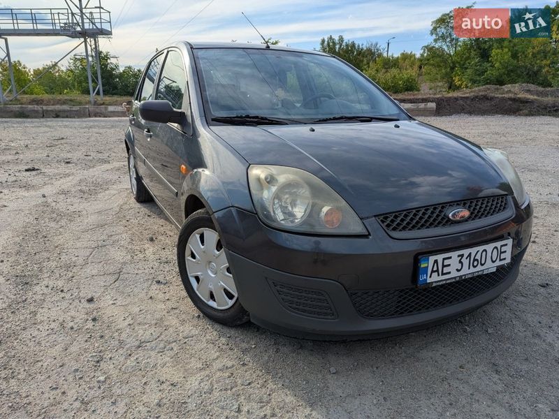 Хэтчбек Ford Fiesta 2007 в Днепре