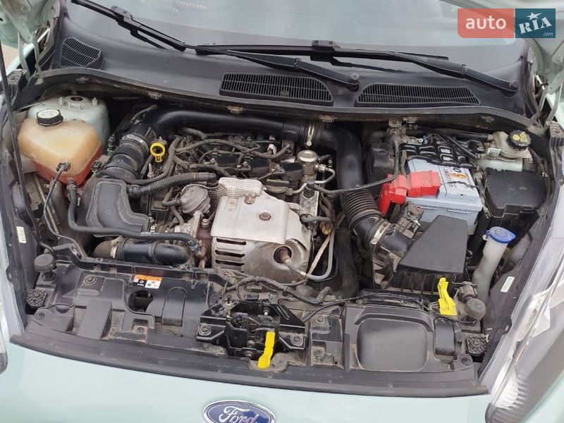 Хэтчбек Ford Fiesta 2016 в Кривом Роге фото 12 Хэтчбек Ford Fiesta 2016 в Кривом Роге