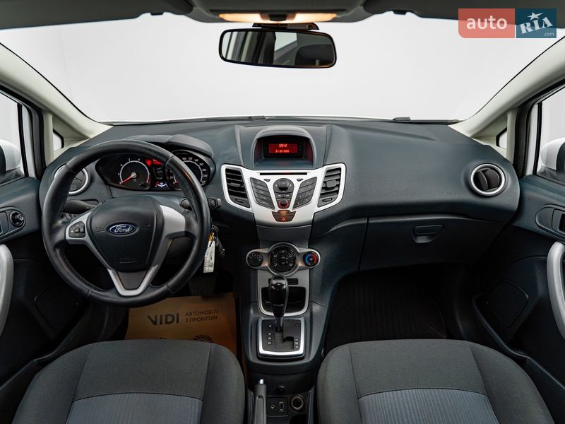 Хетчбек Ford Fiesta 2012 в Києві фото 10 Хетчбек Ford Fiesta 2012 в Києві