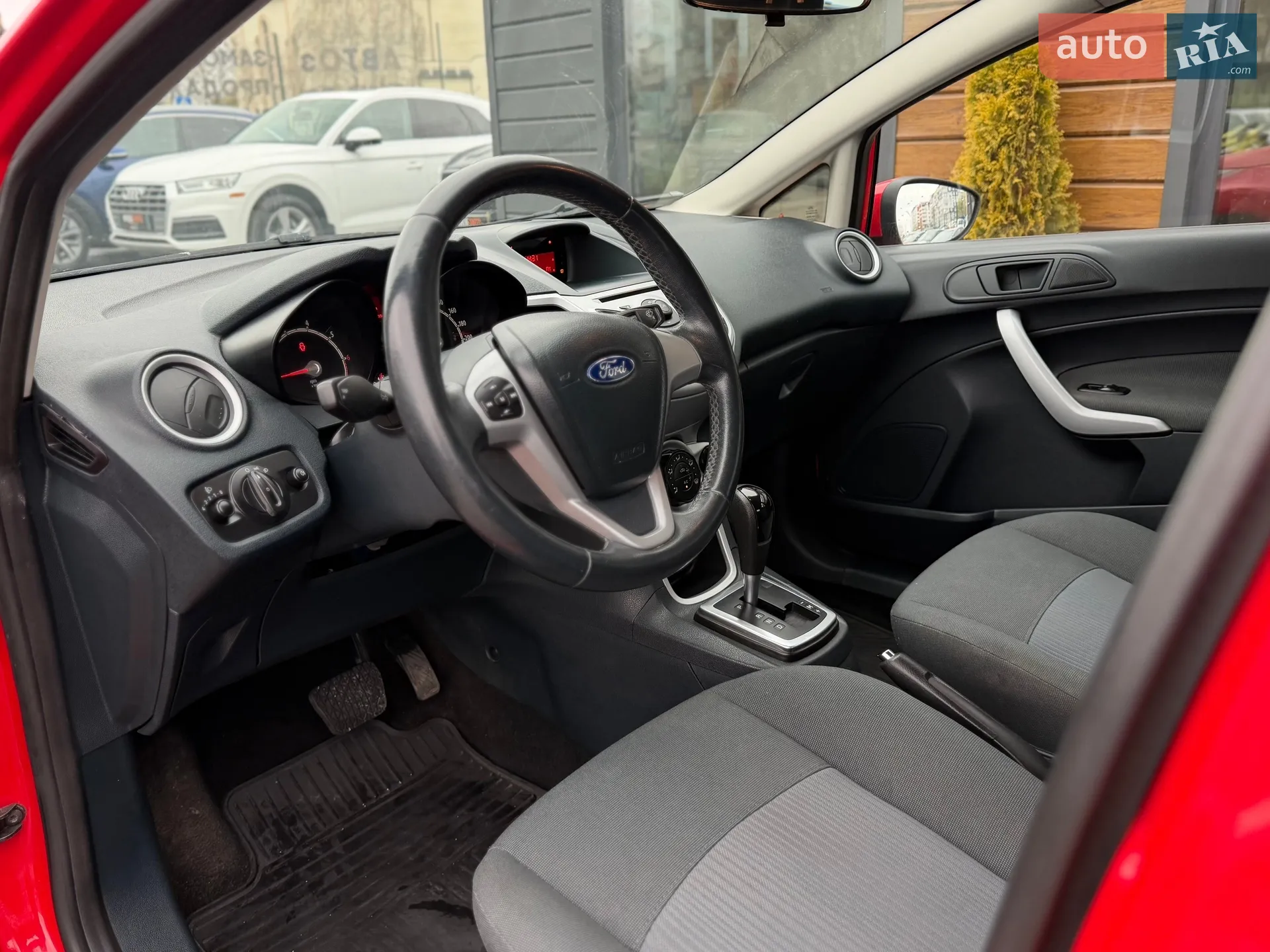 2012 Ford Fiesta - мініатюра 24