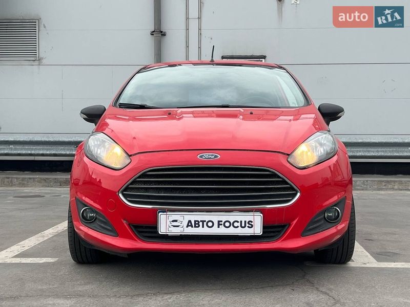 Хэтчбек Ford Fiesta 2014 в Киеве