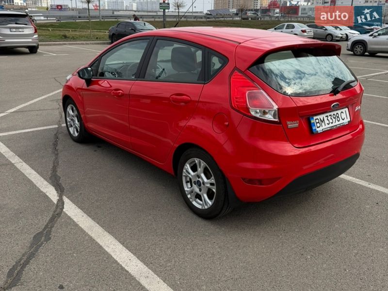 Хэтчбек Ford Fiesta 2015 в Киеве фото 7 Хэтчбек Ford Fiesta 2015 в Киеве