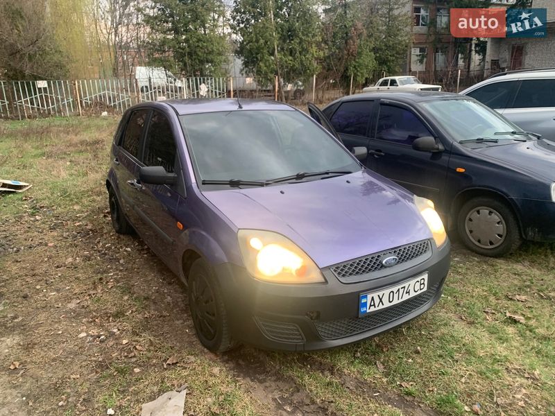 Хэтчбек Ford Fiesta 2006 в Харькове
