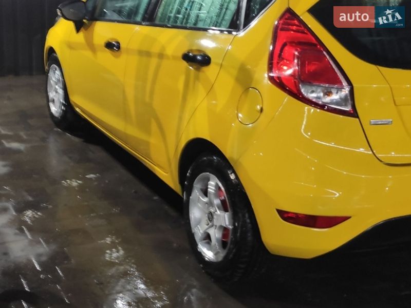 Хэтчбек Ford Fiesta 2013 в Павлограде