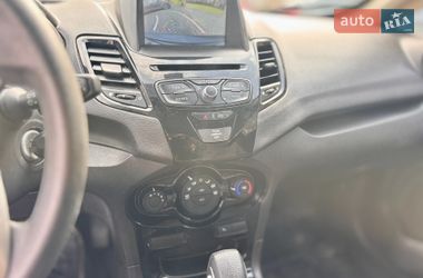 Седан Ford Fiesta 2019 в Житомире
