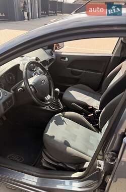 Хетчбек Ford Fiesta 2008 в Луцьку