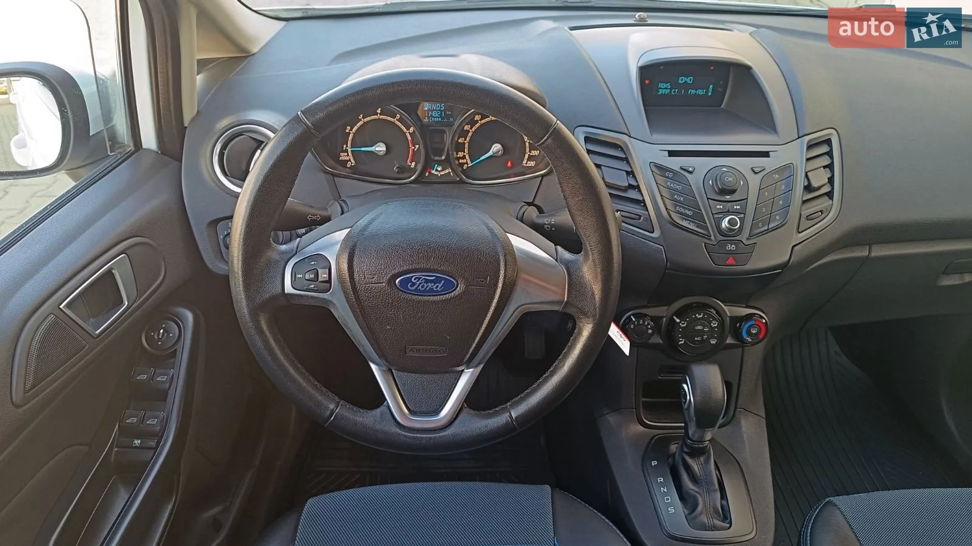 2014 Ford Fiesta - мініатюра 9