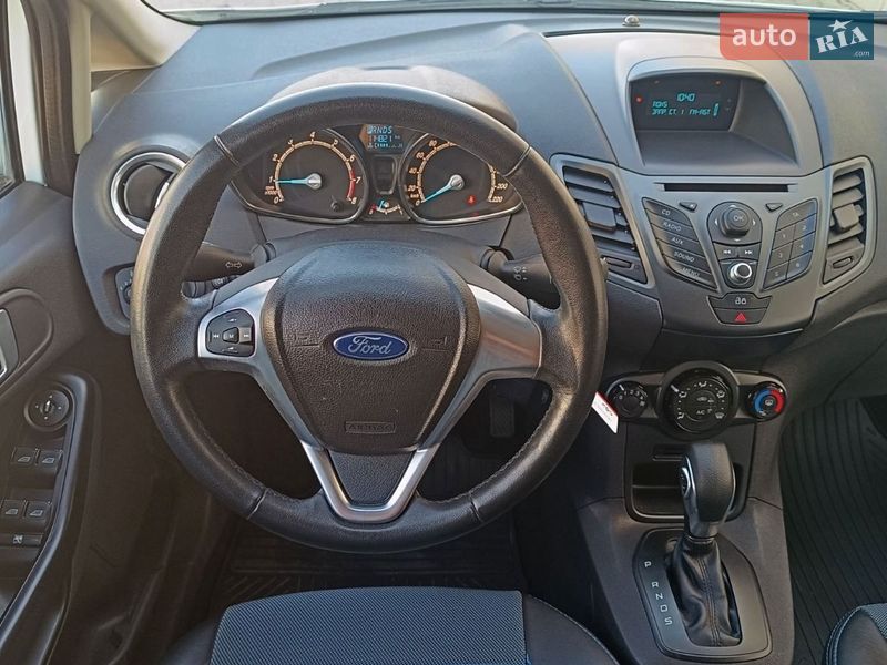 Хэтчбек Ford Fiesta 2014 в Киеве