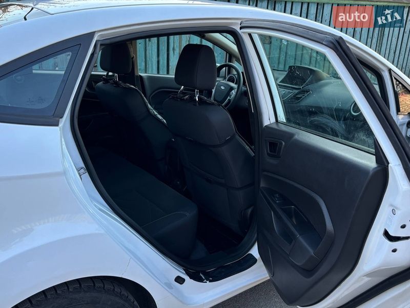 Седан Ford Fiesta 2018 в Василькове