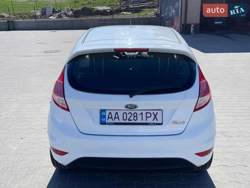 Хэтчбек Ford Fiesta 2017 в Ирпене