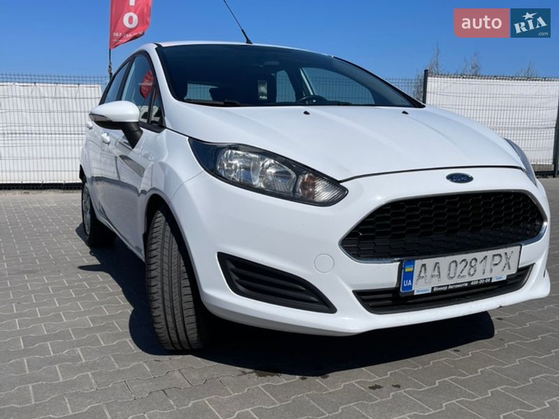Хэтчбек Ford Fiesta 2017 в Ирпене