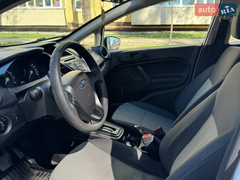 Седан Ford Fiesta 2017 в Ірпені