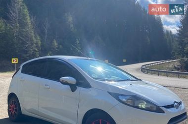 Хэтчбек Ford Fiesta 2011 в Ивано-Франковске
