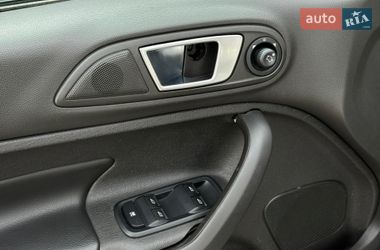 Хэтчбек Ford Fiesta 2013 в Львове фото 7 Хэтчбек Ford Fiesta 2013 в Львове
