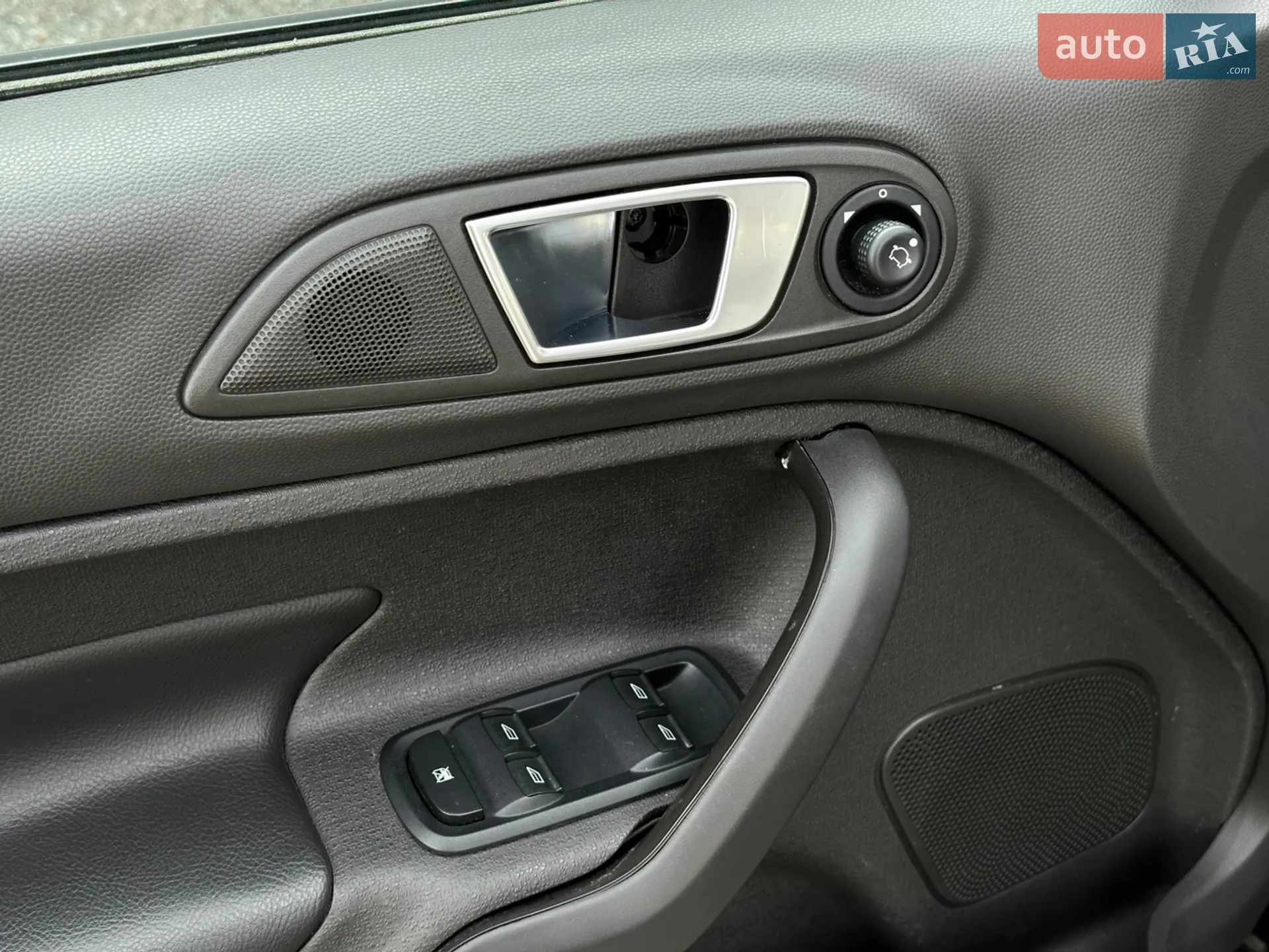 2013 Ford Fiesta - мініатюра 7