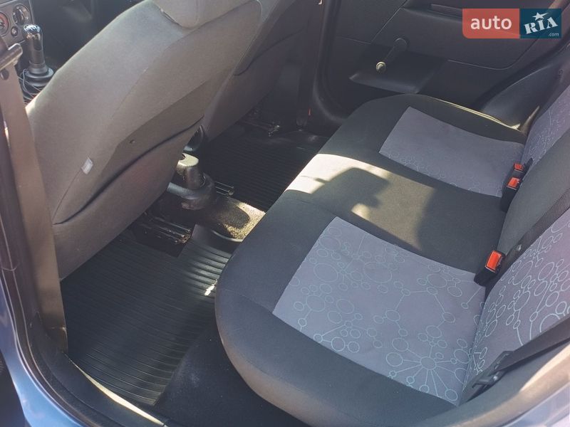 Хетчбек Ford Fiesta 2006 в Судовій Вишні фото 22 Хетчбек Ford Fiesta 2006 в Судовій Вишні