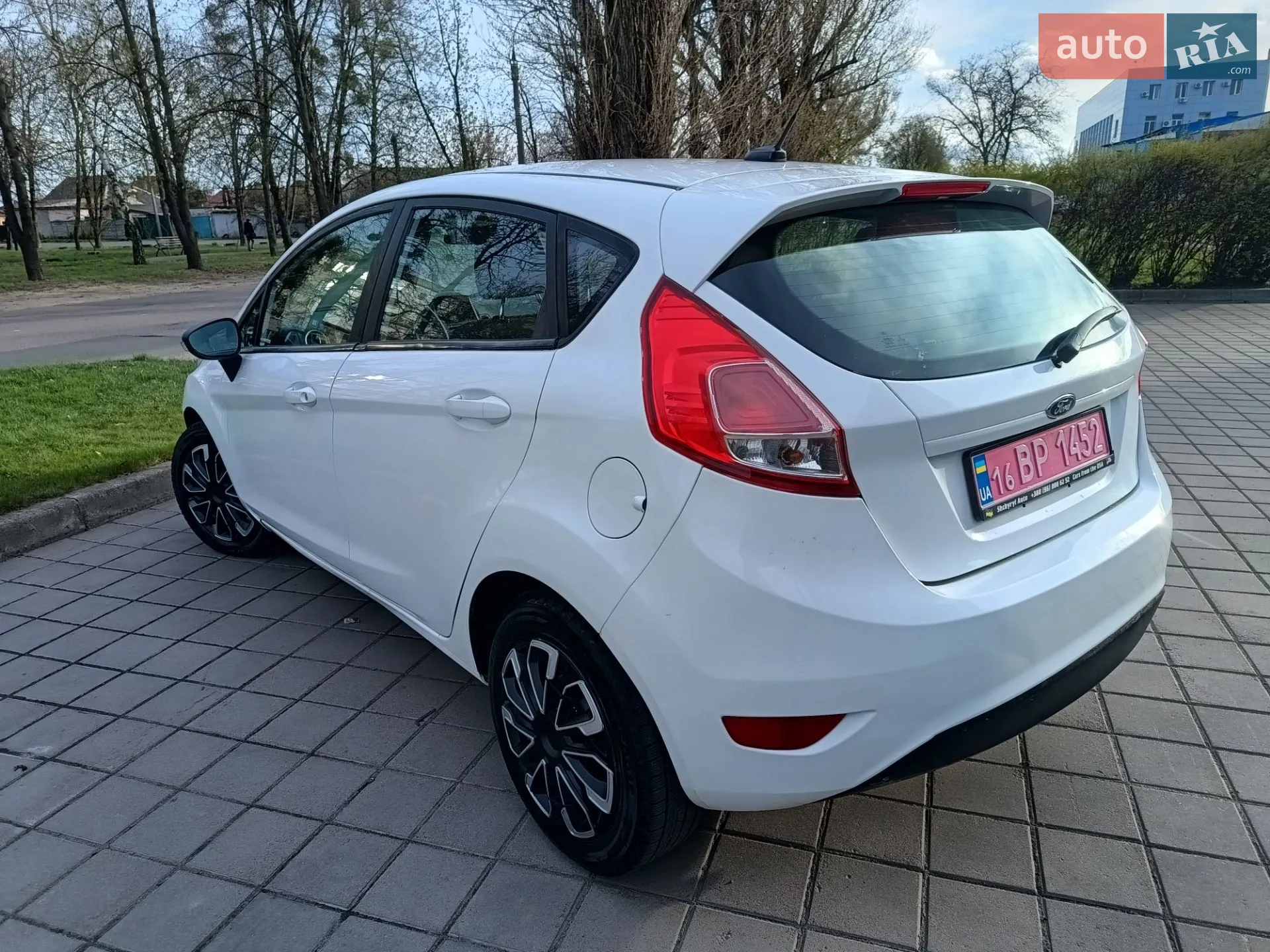 2017 Ford Fiesta - мініатюра 11