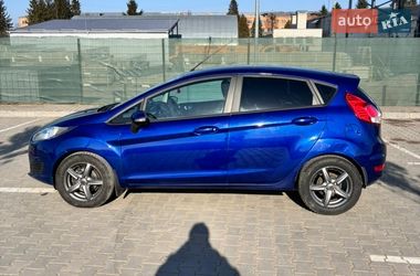 Хетчбек Ford Fiesta 2015 в Красилові