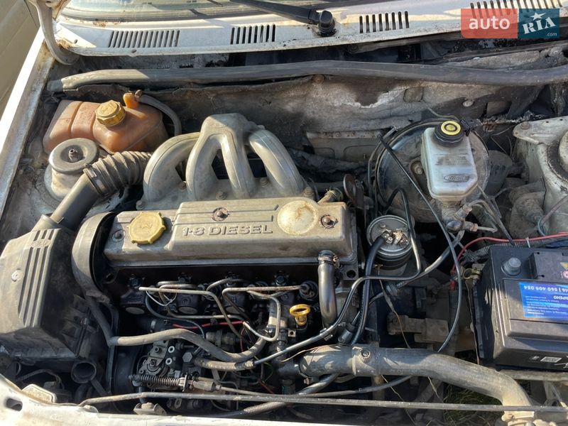 Хетчбек Ford Fiesta 1991 в Чернівцях фото 6 Хетчбек Ford Fiesta 1991 в Чернівцях