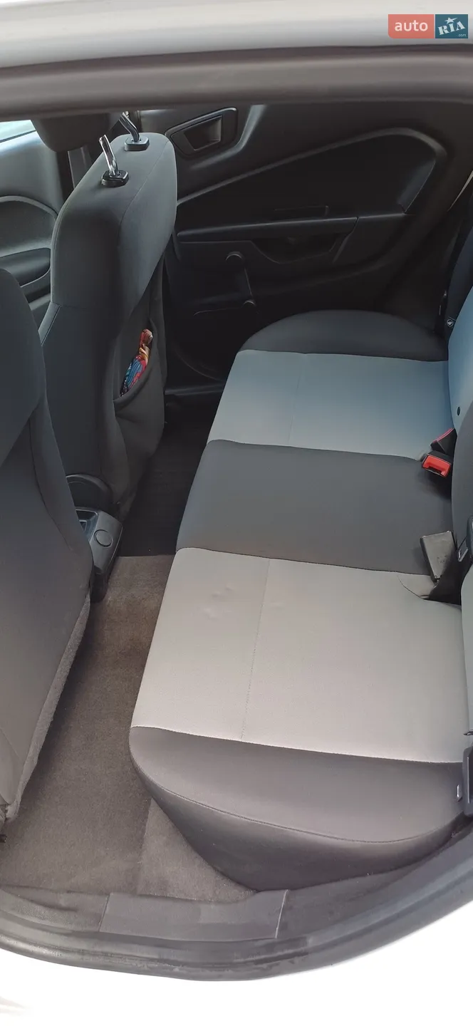 2018 Ford Fiesta - мініатюра 11
