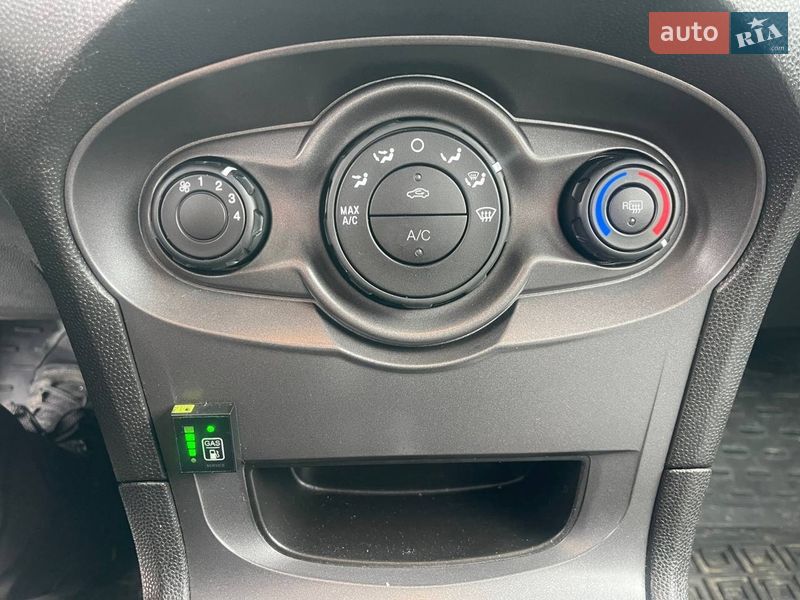 Седан Ford Fiesta 2019 в Києві