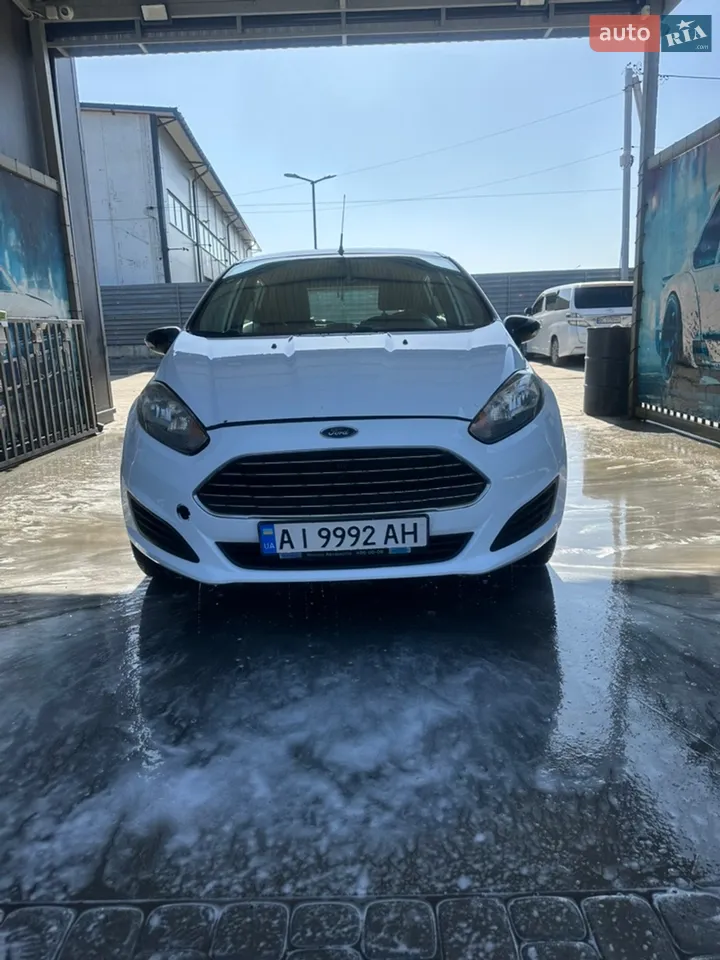 2013 Ford Fiesta - мініатюра 21