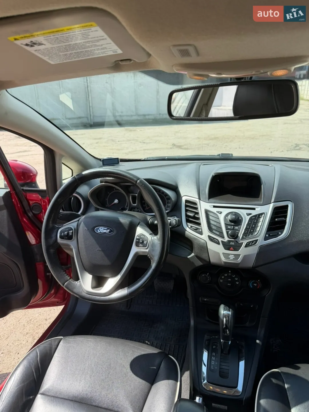 2012 Ford Fiesta - мініатюра 26