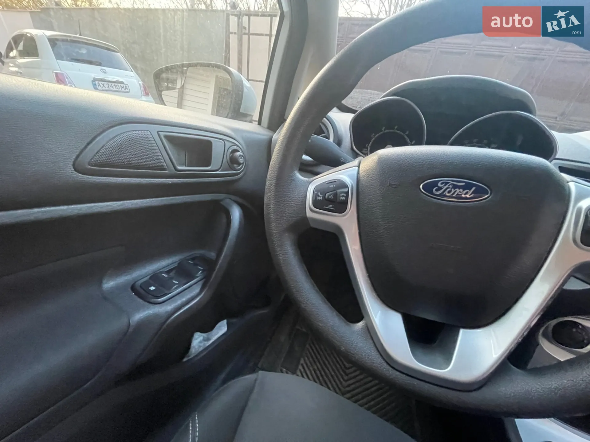 2017 Ford Fiesta - мініатюра 42