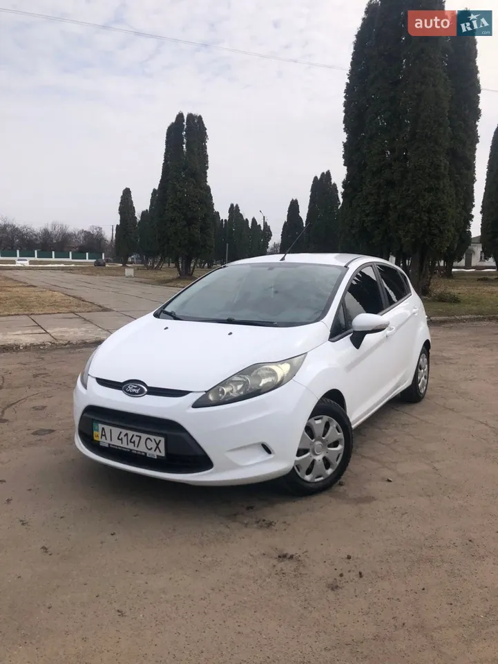 2013 Ford Fiesta - мініатюра 11