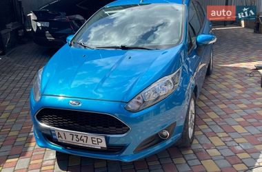 Хетчбек Ford Fiesta 2016 в Києві