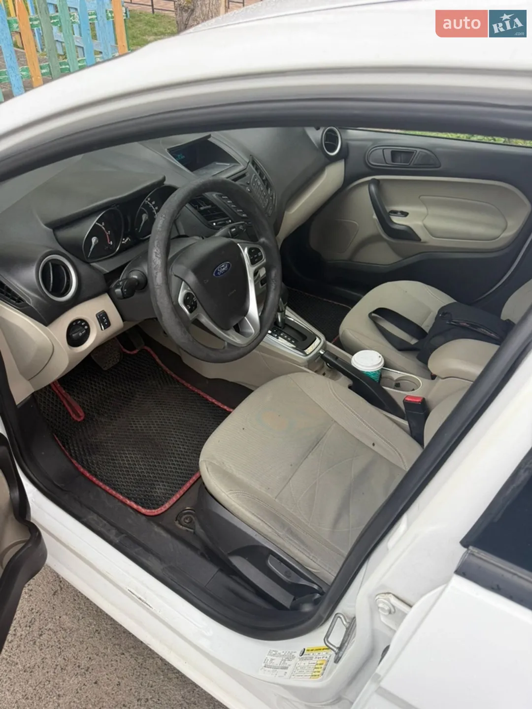 2017 Ford Fiesta - мініатюра 8