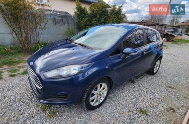 Хетчбек Ford Fiesta 2015 в Полтаві