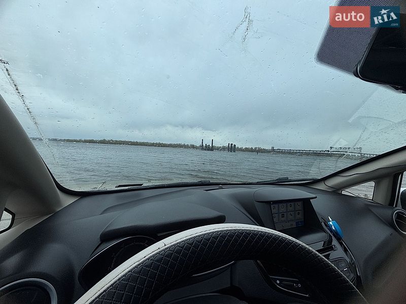 Седан Ford Fiesta 2019 в Харькове