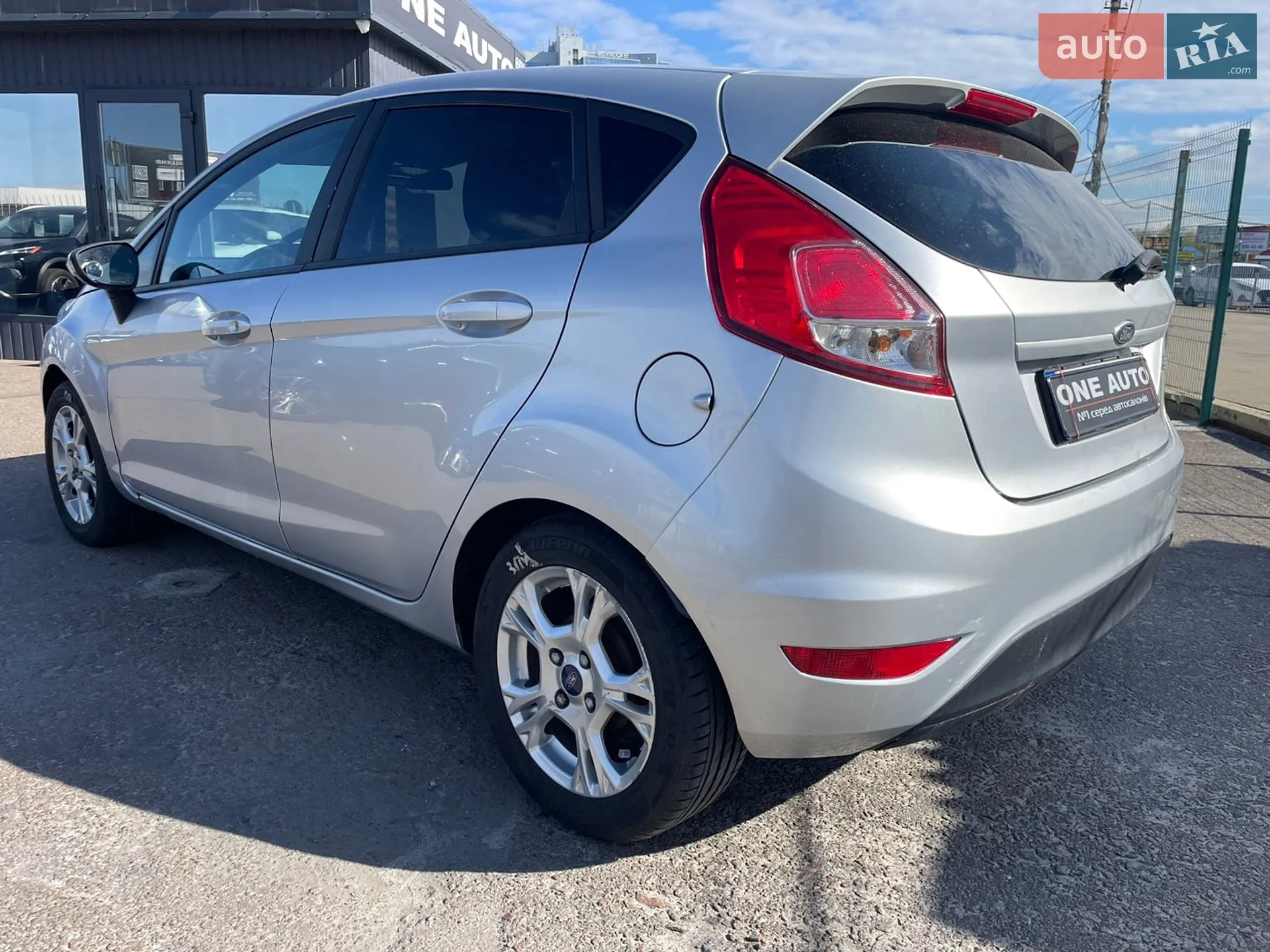 Ford Fiesta 2014 VIN WF0DXXGAKDEB88439 фото оголошення 5 з 23